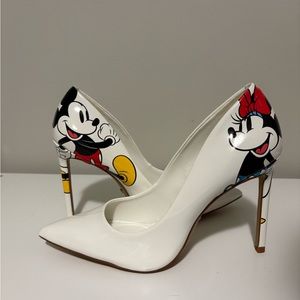 Aldo x Disney Collection White Heel with original box!